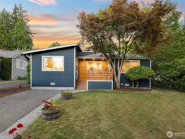 12032 38th Avenue NE, Seattle, WA 98125