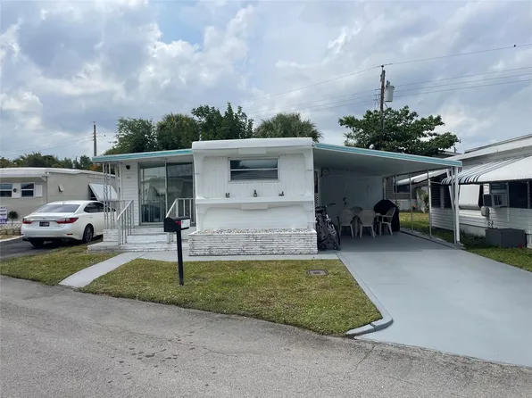 8701 SW 16th Street, Davie, FL 33324