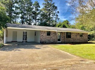 17 Shady Lane Rd, Laurel, MS 39440