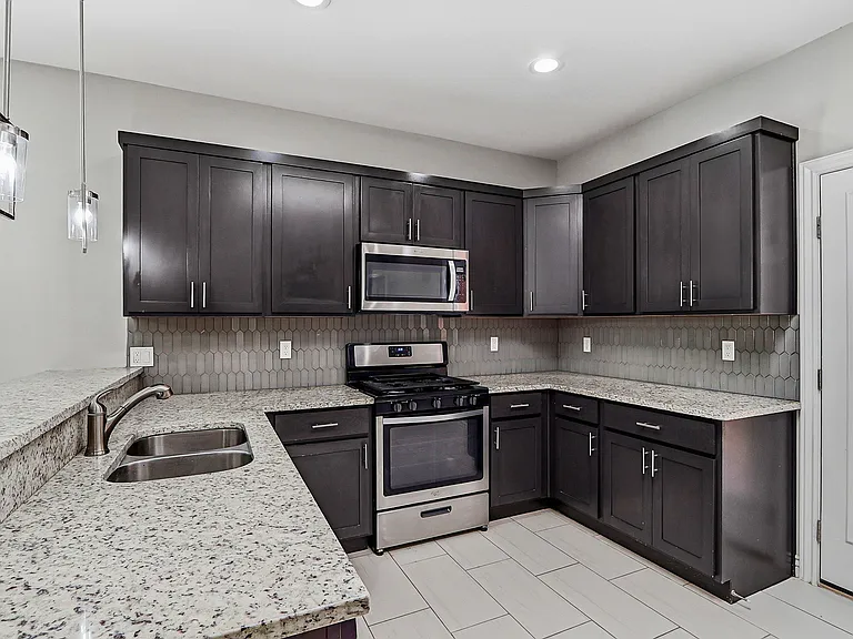 14925 Tierra Mirage Ave — Photo 10