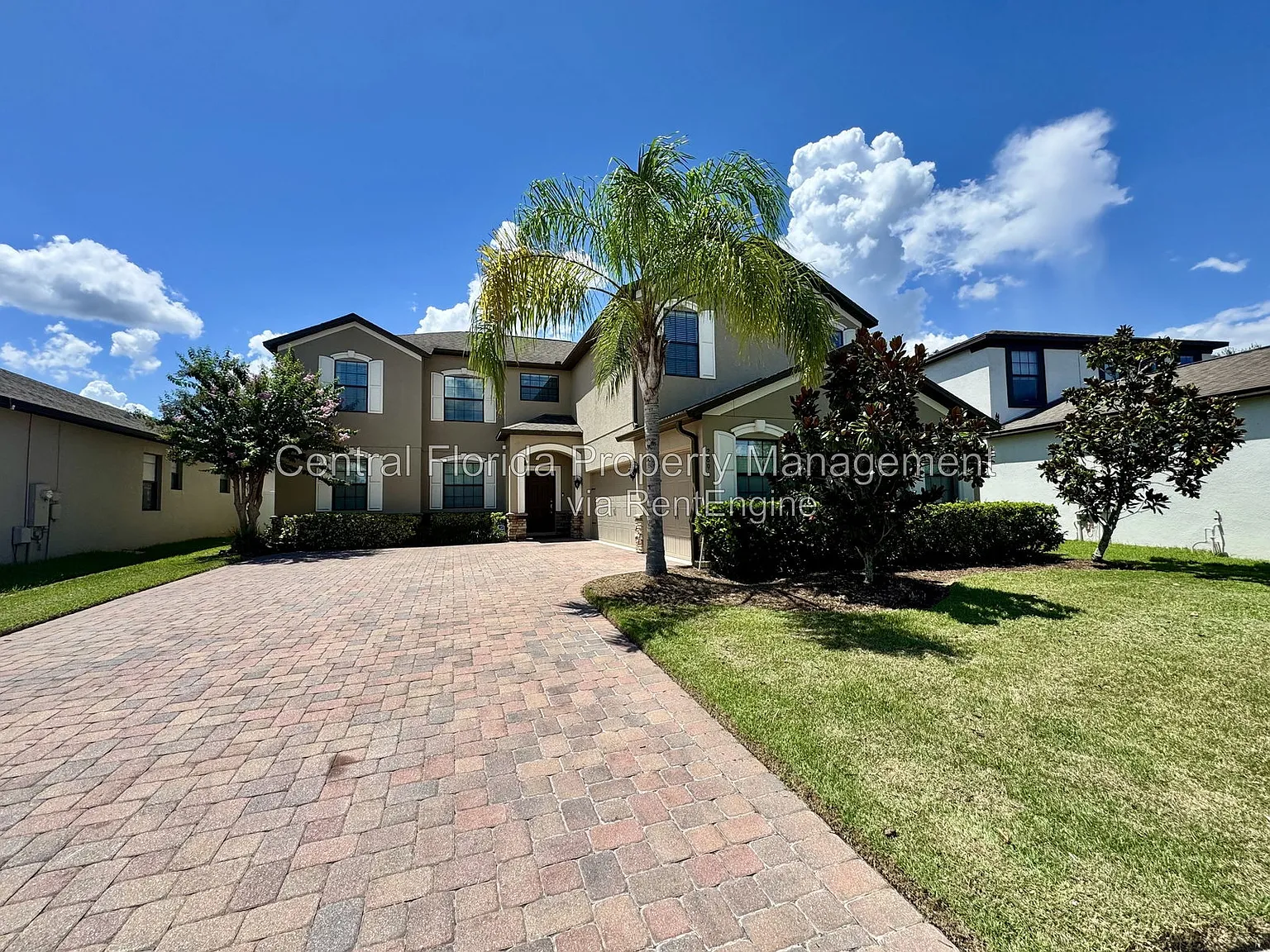 5 bed, 3.0 bath, 3720 sqft, $3,699 — Photo 2