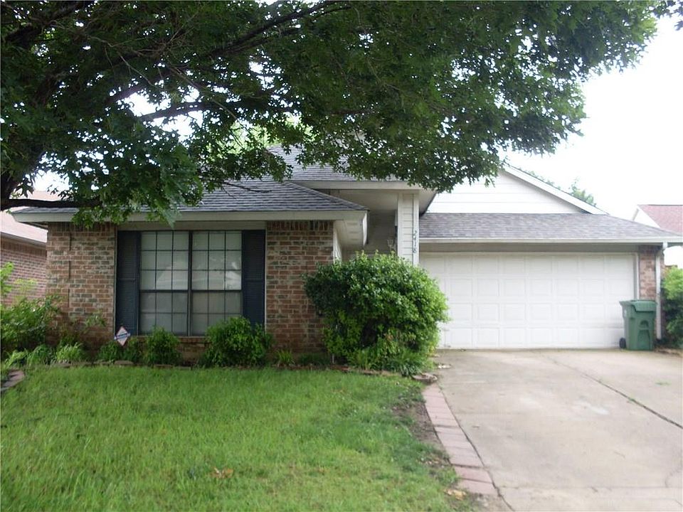 1st image of 2418 Brookdale Dr