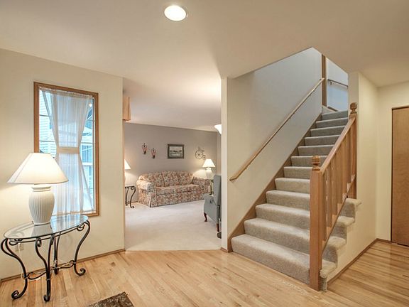 2nd image of 11532 SE 323rd Pl
