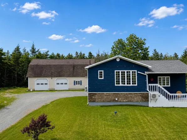 88 Pembroke Rd, Grand ?tang, NS B0E 2B0