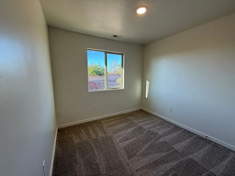 1000 E Bluffview Dr #118 — Photo 15