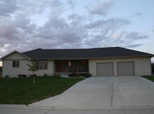 105 Ridge View Dr, Coleridge, NE 68727