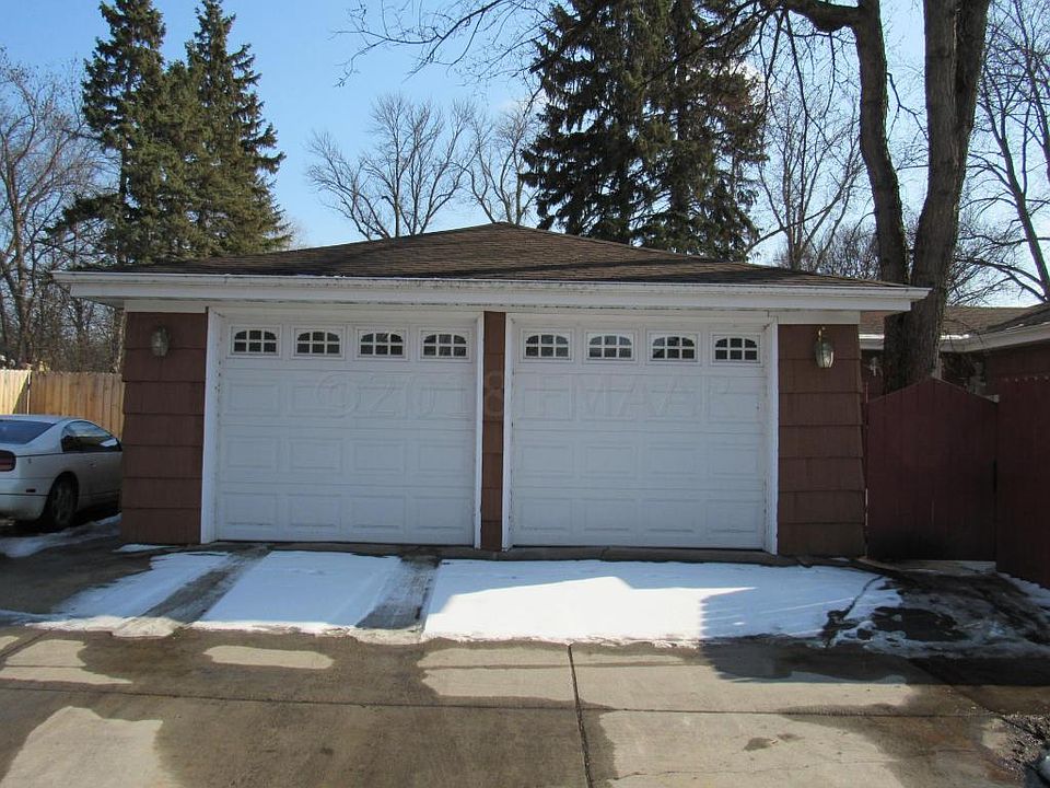 2nd image of 1357 11th St N