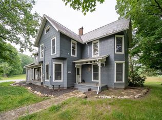 10688 Silica Sand Rd, Windham, OH 44288