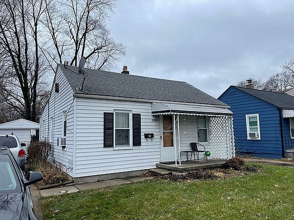 2nd image of 27065 Brush St