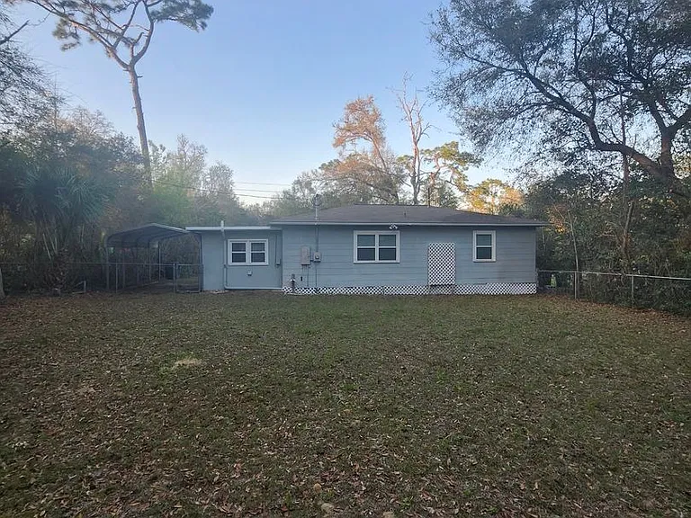 301 Gaile Ave — Photo 5