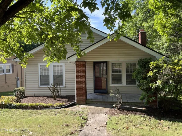 5845 Grove Dr, Knoxville, TN 37918