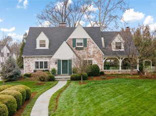 9 Berkley Ln, Saint Louis, MO 63124