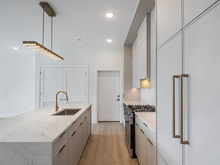 1628 N Damen Ave #401 — Photo 5