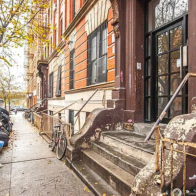 Rented by Nooklyn NYC LLC | media 51