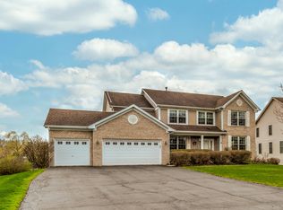 5335 Fox Path Ln, Hoffman Estates, IL 60192