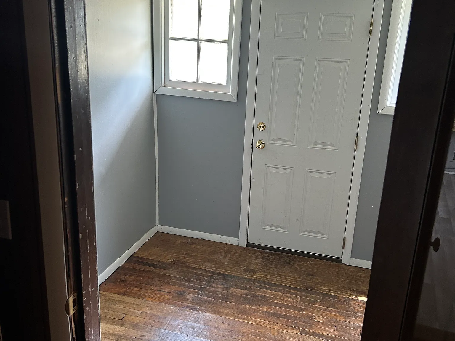 3 bed, 904 sqft, $950 — Photo 2