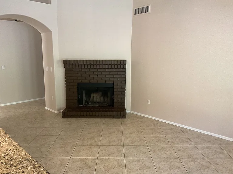 4106 E Ashurst Dr — Photo 23