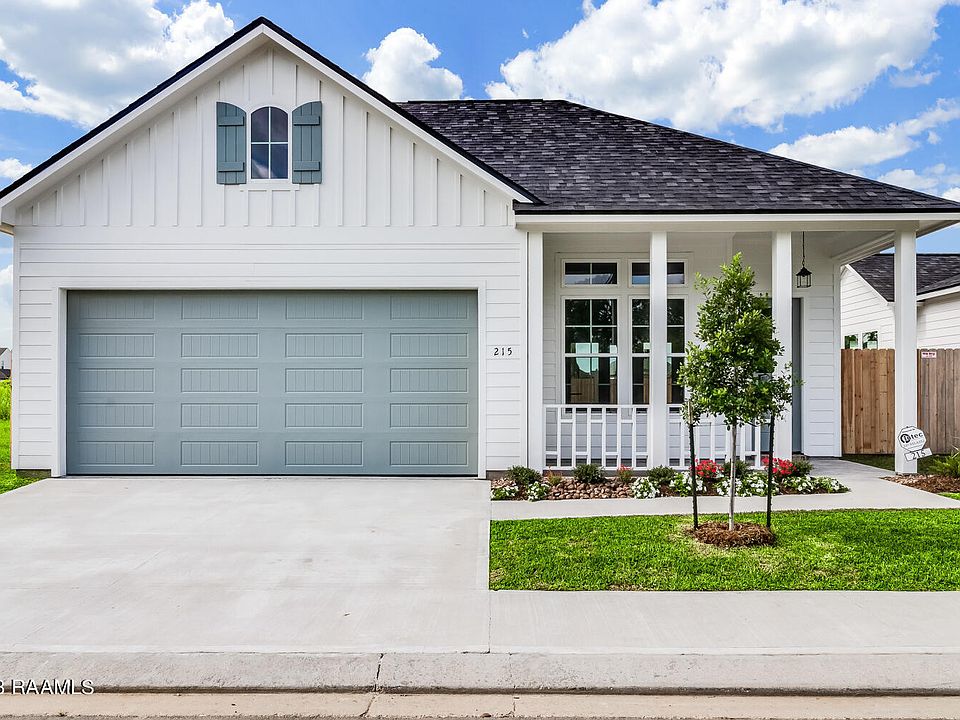 1st image of 215 Jagged Grove Ln