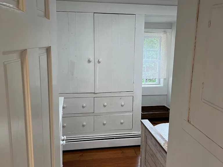 377 Third Beach Rd — Photo 14