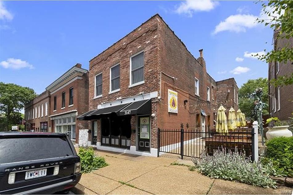 1st image of 3147 Cherokee St #B