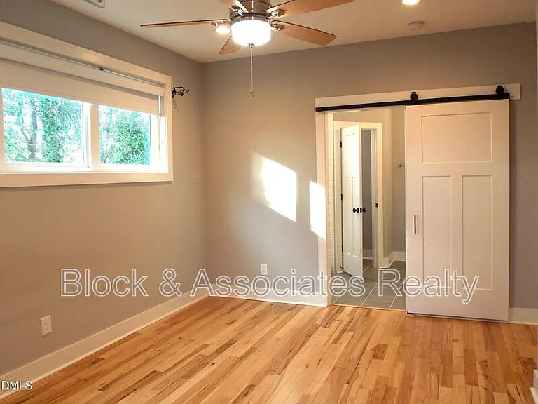202 Lincoln Ct — Photo 23