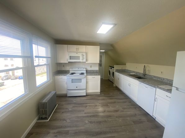 370 Manchester St Unit 2