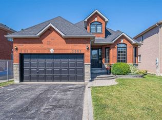 1581 Seguin Sq, Pickering, ON L1V6T3