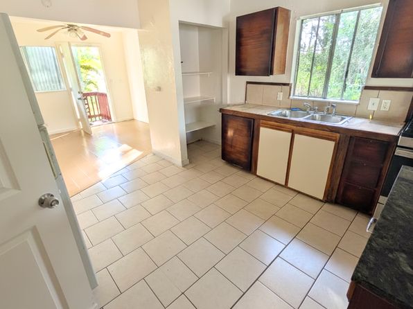 16-1752 34th Ave Unit A