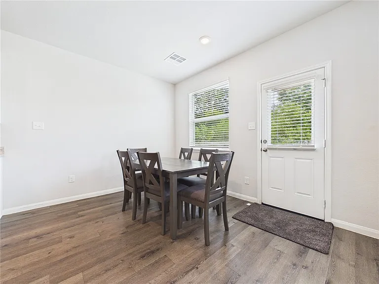 1425 Promise Ct — Photo 5
