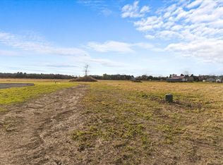 609 New Rd, Isle La Motte, VT 05463