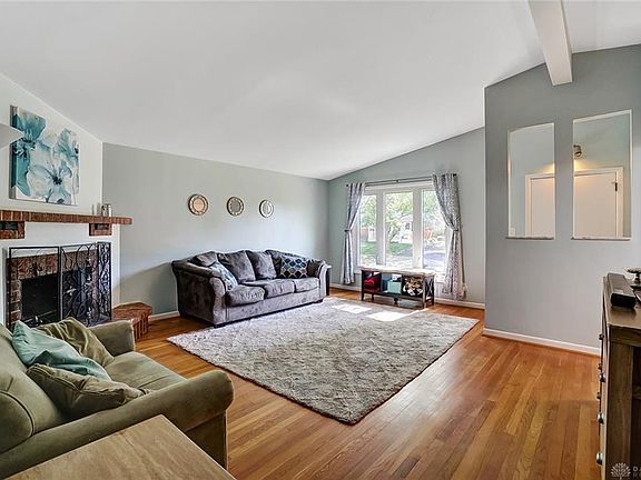 4th image of 3513 Pobst Dr