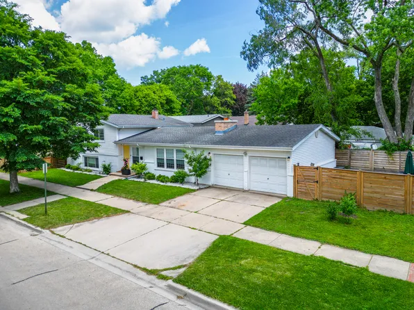 1339 Fowler Ave, Evanston, IL 60201