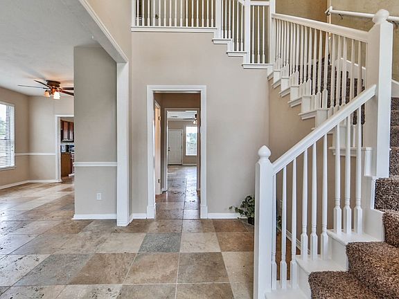 3rd image of 14615 Cypress Falls Dr