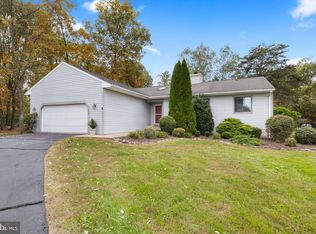 258A Thomas Dr, Gettysburg, PA 17325