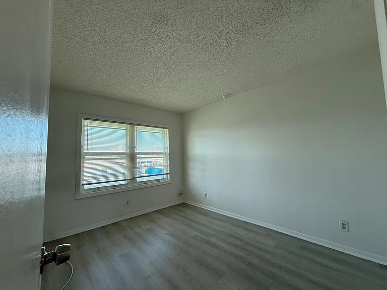 347 Gulfstream Rd — Photo 11