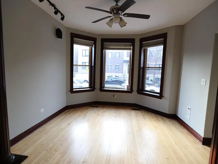 2320 W Armitage Ave #1 — Photo 16