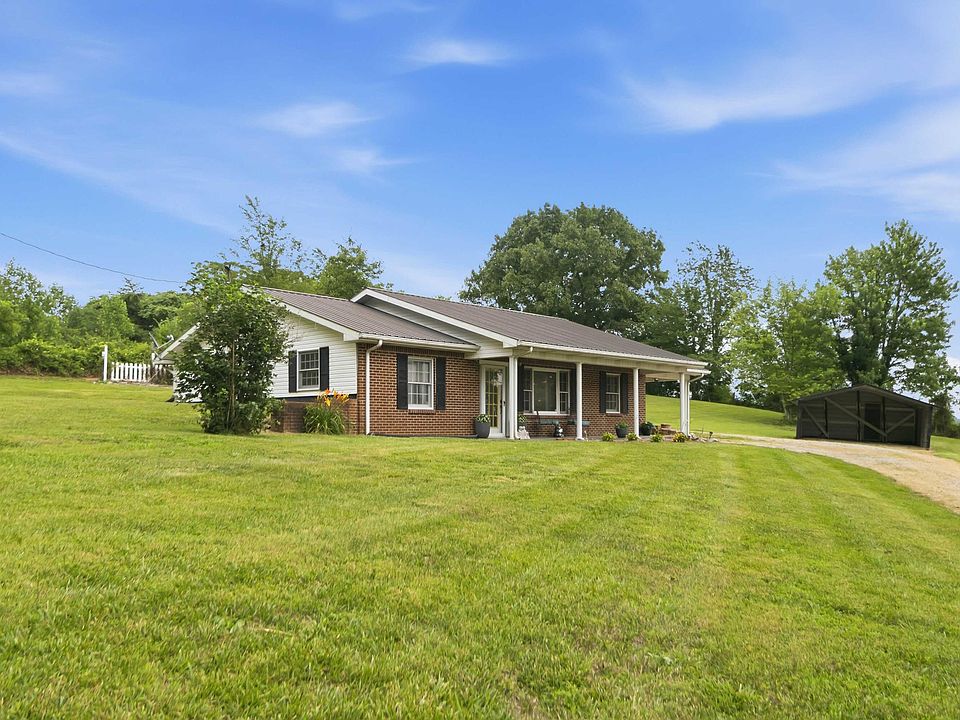 1st image of 3065 Oak Hill Rd