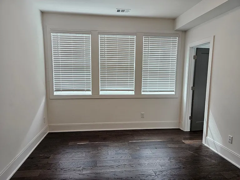 1337 Fairmont Ave NW — Photo 12