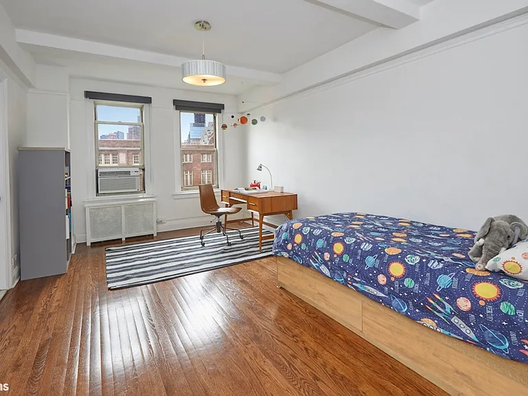 315 E 68th St #8H — Photo 9