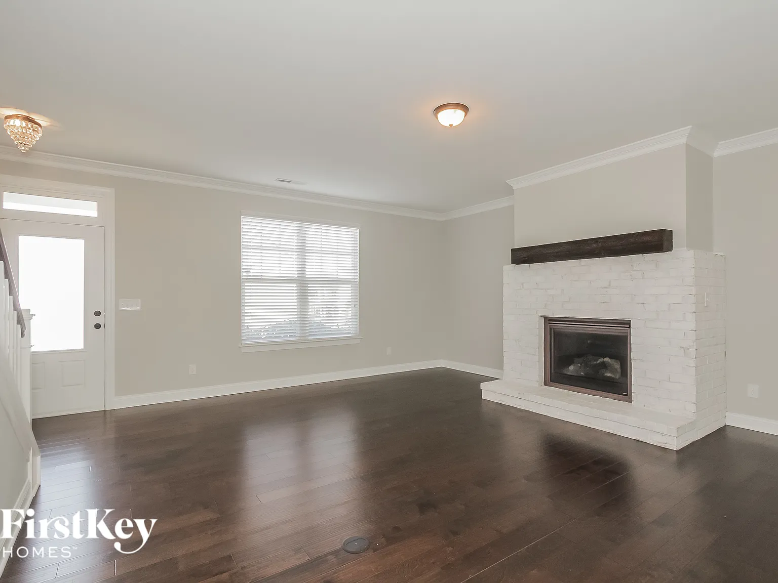 3 bed, 2.5 bath, 1848 sqft, $2,455 — Photo 3