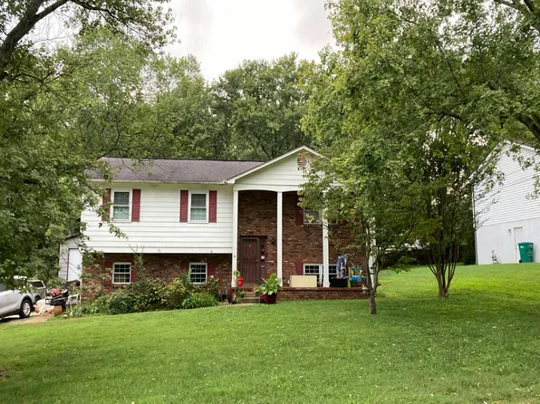 1905 Bishops Bridge Rd, Knoxville, TN 37922