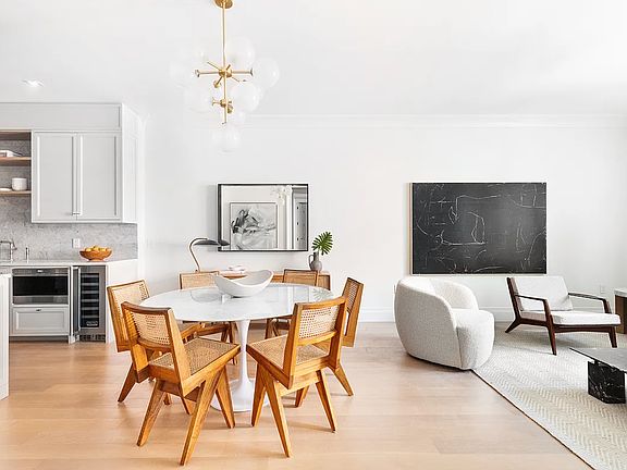 3rd image of 164 W 74th St #3B
