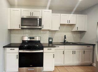 183 Windsor St APT 1, Cambridge, MA 02139