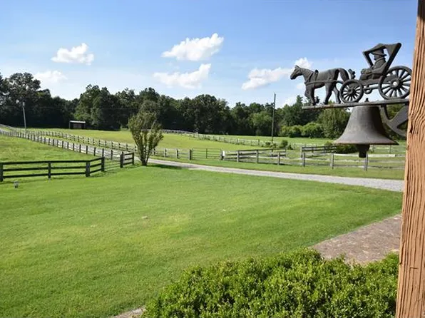 4101 Crown Hill Rd, Mechanicsville, VA 23111