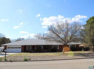 404 Tierra Berrenda Dr, Roswell, NM 88201