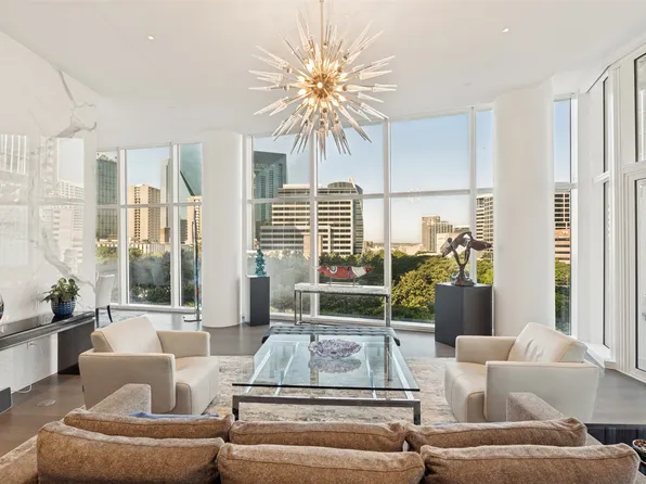 1918 Olive St APT 401, Dallas, TX 75201