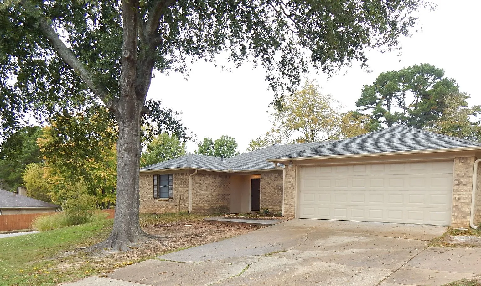 Coming Soon, Beautiful 3 Bedroom, 2 Bath Home w/Storage Building in Tyler! — Photo 1