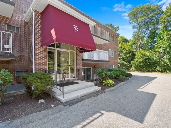 31 Hamlin Ln APT A24, Needham, MA 02492