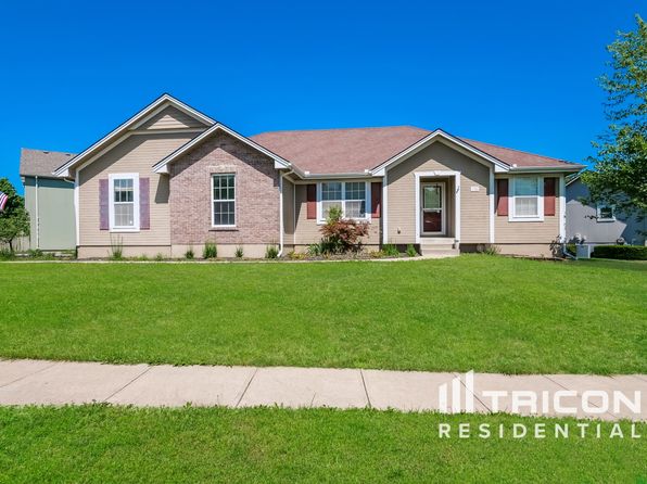 1302 S Rayce Dr