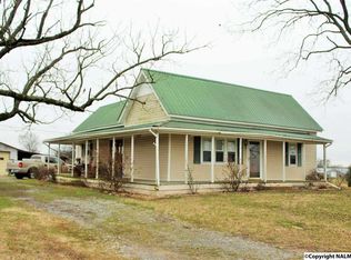 898 County Road 70, Fyffe, AL 35971
